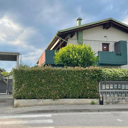 Casa Vacanze Esmeralda Zanica المظهر الخارجي الصورة